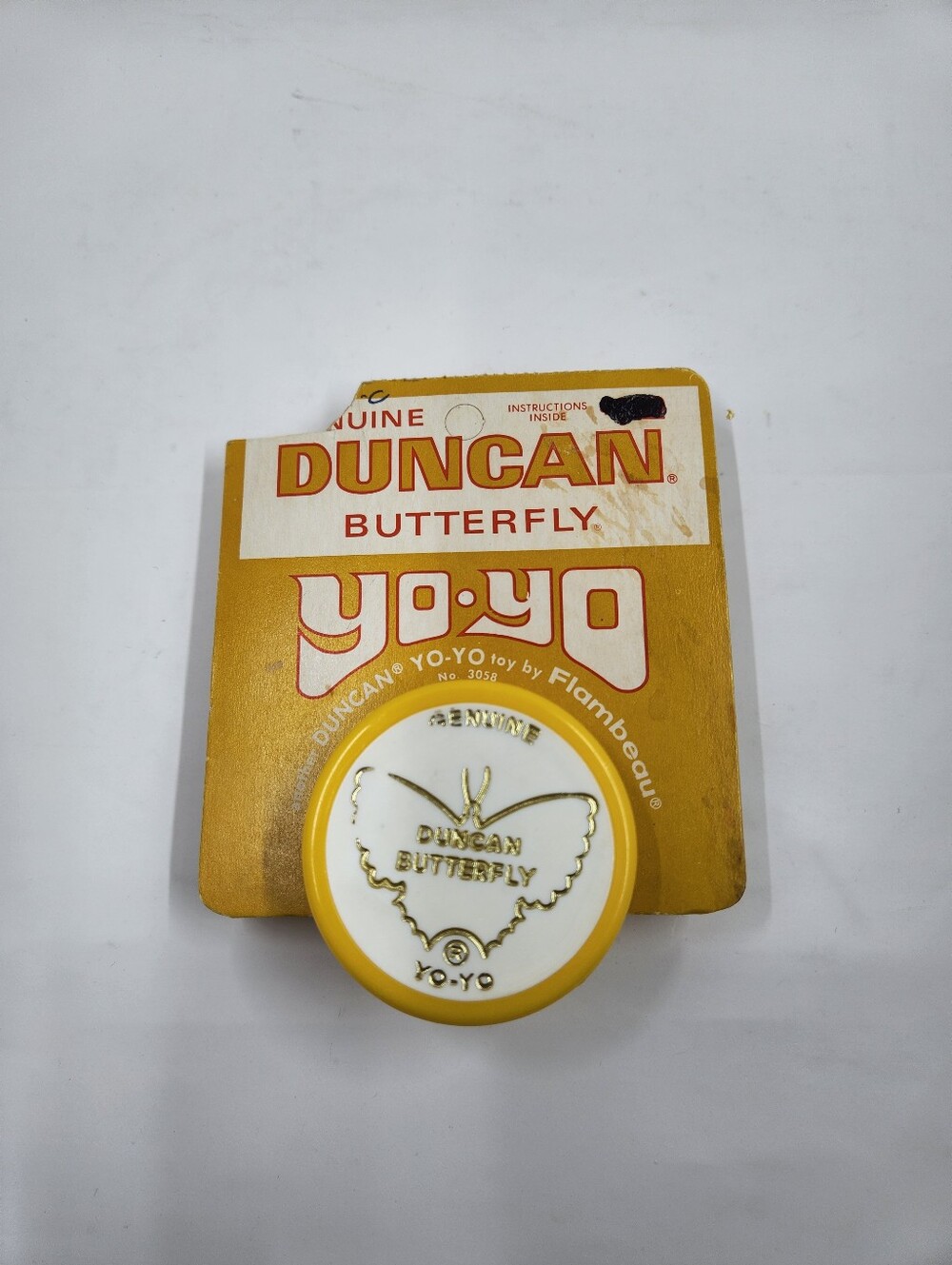 Duncan Yo Yo Butterfly Vintage Yellow White Flambeau  3058 Retro Monroe Toy NOS